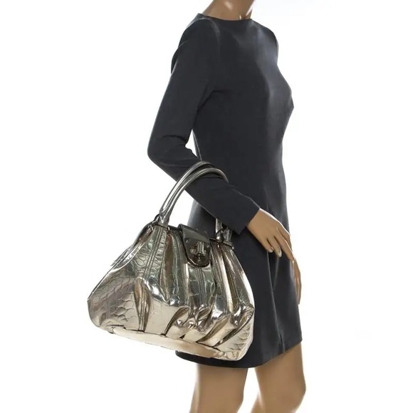 Alexander McQueen Metallic Croc Embossed Patent Leather Elvie Satchel Bag - Picture 10 of 11